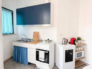 -Vicino Spiaggia Urbani- Wifi AC 4 posti letto