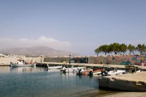 Studio Apartment By Travel Lets Holiday Homes Lagada With Pool