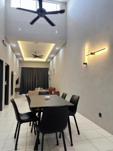 Aidee Homestay Taman Ria Height