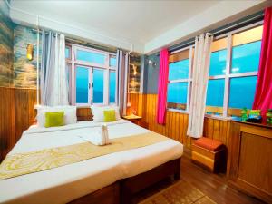 Jostel Hotel Valley View - Best View in Pelling