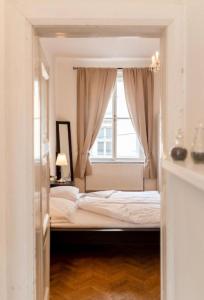 Flowers APARTMAN