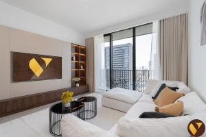 Vogue Vacation Homes, Luma Park Views JVC Near Circle Mall, Two Bedroom Apartment with Balcony, Park, City and Vibrant community View, Access toAmenities