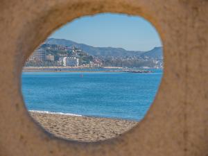 GOLDEN SAND - La Malagueta beach