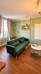 La Suite du Château-Écran Cinéma 2m50-Romantique