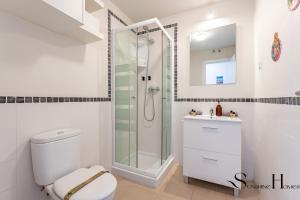 Riviera Paradise, Terrace, Pools & Views REF902