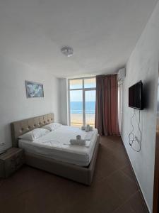 Redis Seaview Apartments