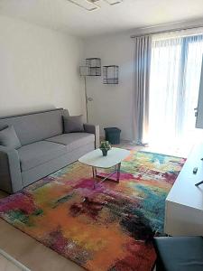 Urban Garden Apartment