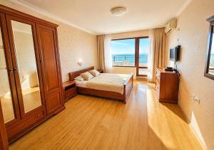 Messambria Fort Beach Premium Apartments with Sea or Mountain View