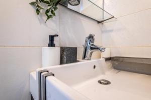 Romantic nest & relaxation steps from the Vatican