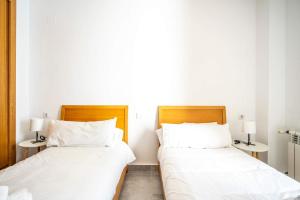 Two bed - Two Bathroom apartment AA211LT