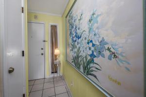 Oceanfront 1BR • Top-Floor Balcony Views • Cherry Grove • Sea Cabin 304-A