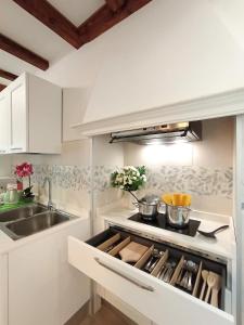 Bright & Cozy Burano Lodging