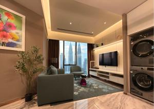 IKON SUITEs I M P E R I A L KLCC View