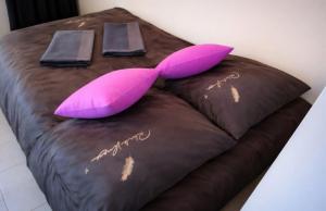 APARTAMENT W CENTRUM-w pobliżu PIOTRKOWSKIEJ-TARGÓW Expo-Hopa-Lupa-ATLAS ARENY- Nowo WYREMONTOWANY-Na wyłączność-wyposażony-Parter-PARKING DARMOWY własny pod własnym Oknem-Doskonała lokalizacja-Bez SĄSIADÓW! Wygoda i PRYWATNOŚĆ!