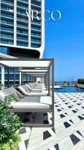 Mercury Suite Bright w Pool access by Arco Collection