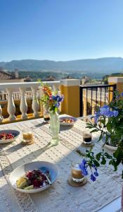 Private family villa with swimming pool and gym near Alicante
