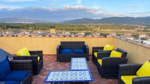 Private family villa with swimming pool and gym near Alicante