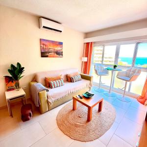 Charming Apartment in Benalbeach