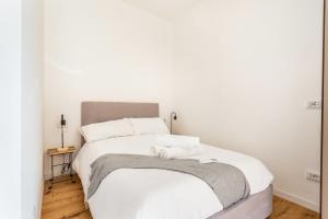 Malpensa 10min&taxi service-LAKE15min-Balconyview