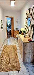 Ruhige Ferienwohnung Nussbaum mit kostenlosem Parkplatz ideal für Monteure, Geschäftsreisende, Paare & Durchreisende