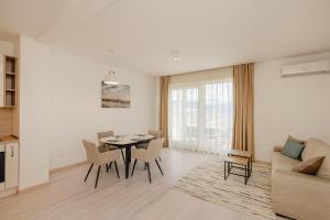 River side apartment B20