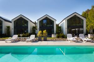 NOVA ULINIA Sand - dom nad morzem, podgrzewany basen,sauna, balia z jacuzzi , Starlink