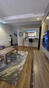Elegant 1 bedroom in Kilimani by Truvalor