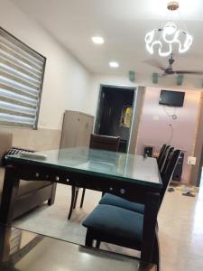 Spacious 4BHK Getaway Private Villa