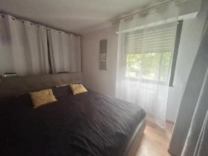 3 cozy rooms, 2 steps from Bordeaux-Mérignac!