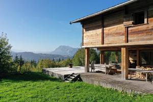 RARE Chalet isolé vue incroyable et petit Jacuzzi