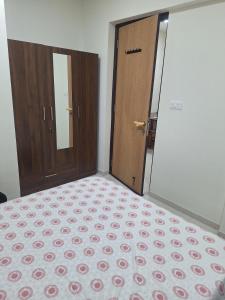 1 bhk in Kolshet Thane west