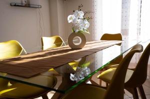 Slate House & Terrace - 6 min walk to Bernina Express