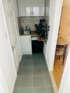 Modern Studio Apartments in Bromley, Greater London near Tesco and Sundridge Park Station