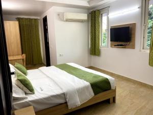 Akshayvat Eldercare