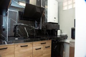 Makasi Home - Planta baja habitación con piscina en Argentona