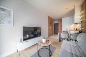 Kierbedzia Modern Apartment