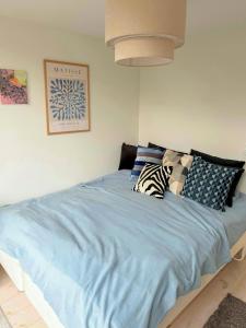 Renovated Coastal House With Views In Bisserup