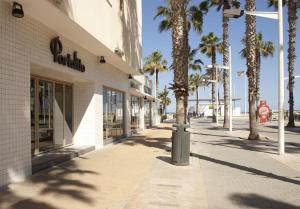 Malvarrosa Beach Rooms