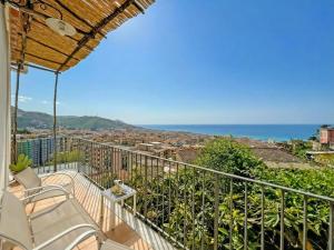 Kunstnerisk Villa Med Havudsigt Nær Salerno