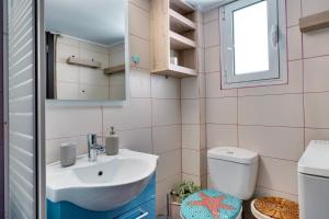 Modern city apartment 5th floor in Kallithea