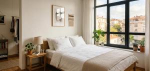 book hotel 33