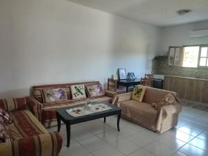 Pigadaros House