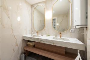 Suite Life Apartments - Central Station by InnStay