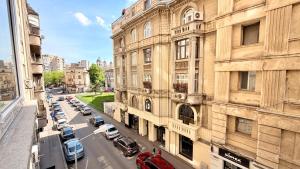 Timeless Stay - Stylish 2BR near Unirii & Cathedral