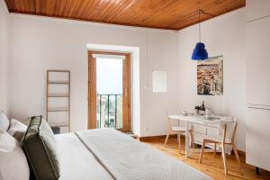 Alfama Views Studio in Historical Lisbon