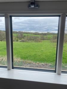Delightful detached 2 bedroom cottage