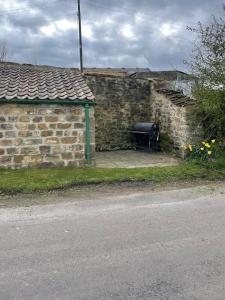 Delightful detached 2 bedroom cottage