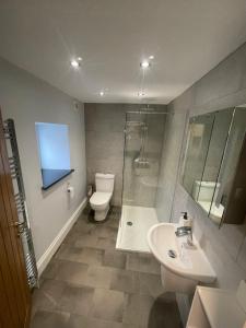 Delightful detached 2 bedroom cottage