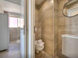 A Stunning Apartment Located In The Centre Of Town