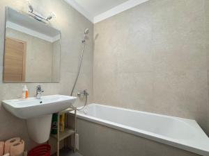 Comfortable apartment in Coresi area